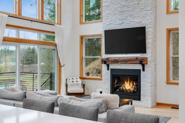 481 Weeks Hill Road, Stowe, VT 05672