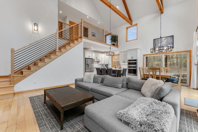 481 Weeks Hill Road, Stowe, VT 05672