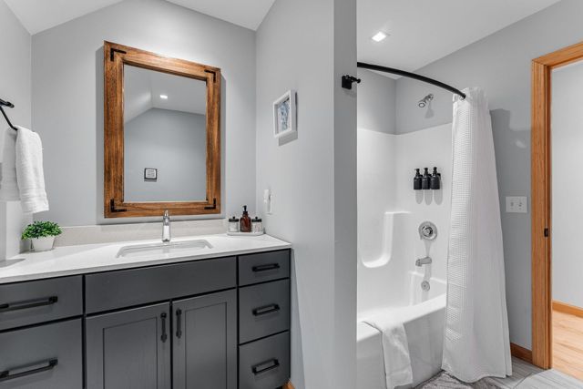 481 Weeks Hill Road, Stowe, VT 05672
