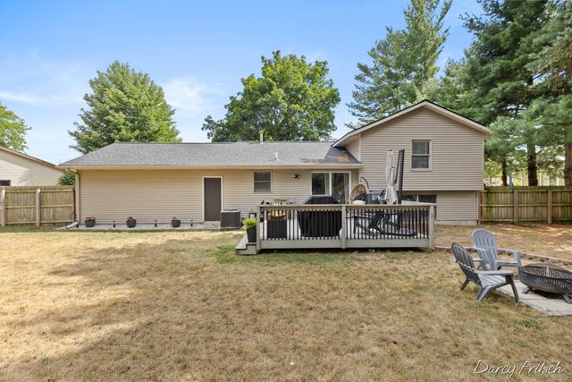4143 Dennis Court, Hudsonville, MI 49426
