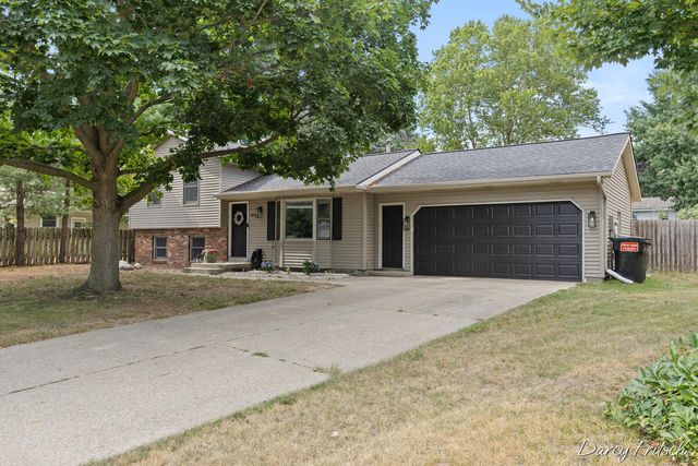 4143 Dennis Court, Hudsonville, MI 49426