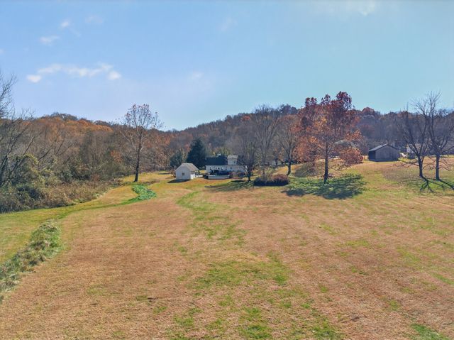 187 Garland Dr, Pulaski, TN 38478