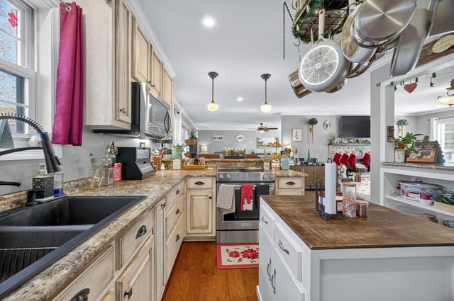 187 Garland Dr, Pulaski, TN 38478