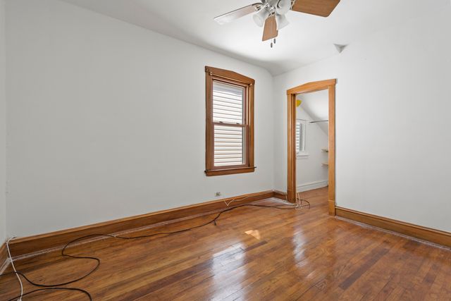 3456 N Whipple Street, Chicago, IL 60618