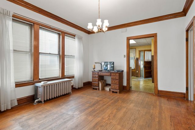 3456 N Whipple Street, Chicago, IL 60618