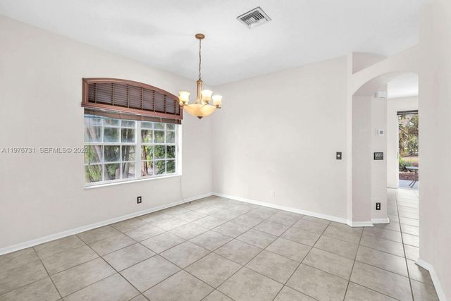 2940 Oslo Ave, Cooper City, FL 33026