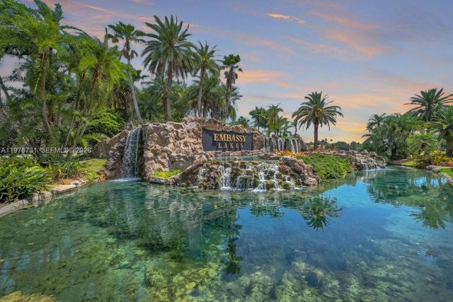 2940 Oslo Ave, Cooper City, FL 33026