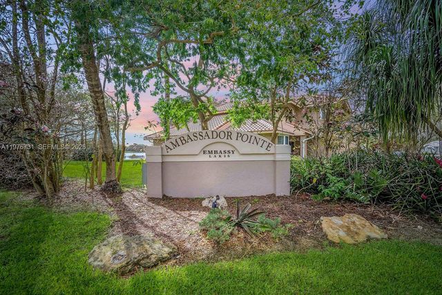 2940 Oslo Ave, Cooper City, FL 33026