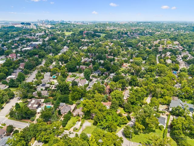 310 S Wilson Blvd, Nashville, TN 37205