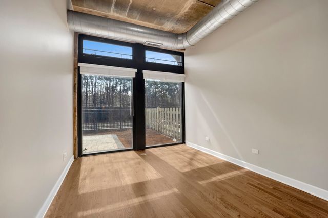 1071 W 15th Street 109, Chicago, IL 60608