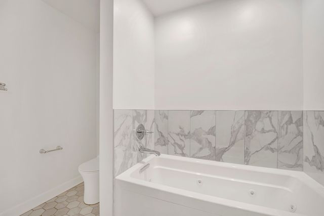 1071 W 15th Street 109, Chicago, IL 60608