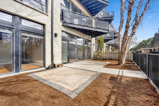 1071 W 15th Street 109, Chicago, IL 60608