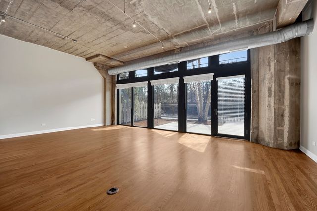 1071 W 15th Street 109, Chicago, IL 60608