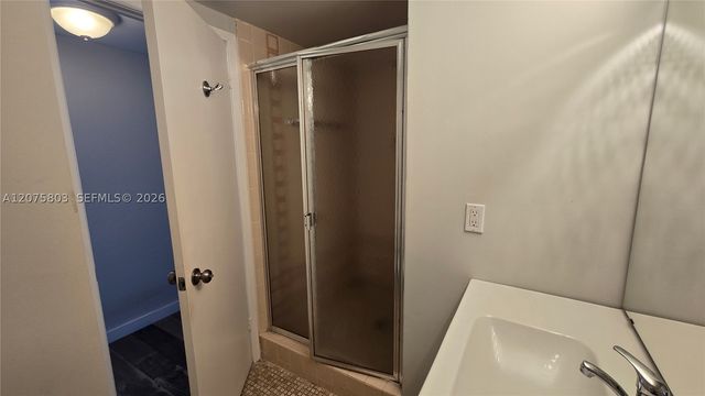 2500 Parkview Dr 2317, Hallandale Beach, FL 33009