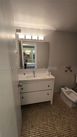2500 Parkview Dr 2317, Hallandale Beach, FL 33009