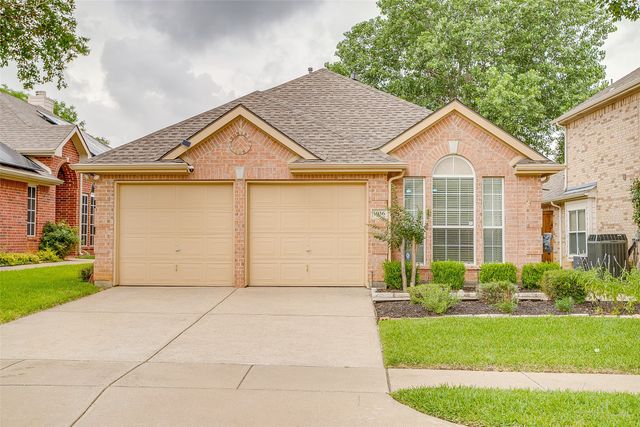1936 Canterbury Drive, Bedford, TX 76021