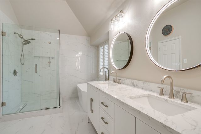 1936 Canterbury Drive, Bedford, TX 76021