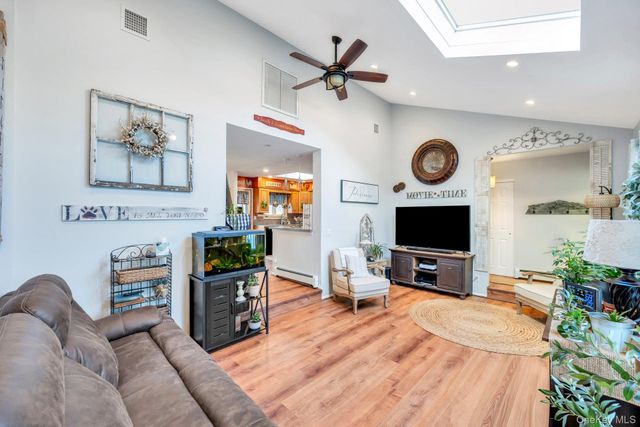 110 Dare Road, Selden, NY 11784