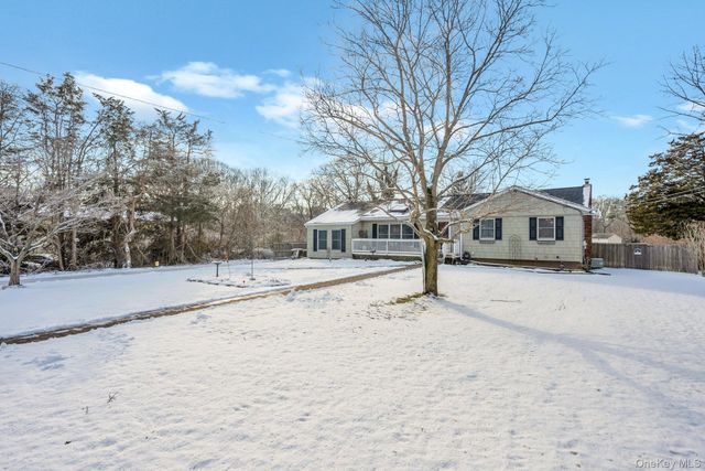 110 Dare Road, Selden, NY 11784