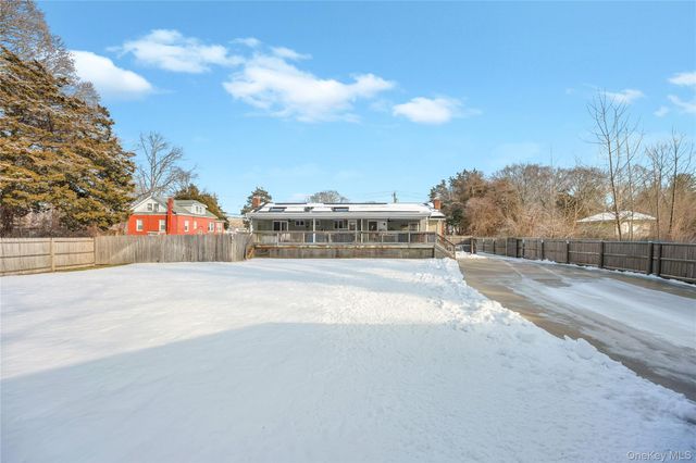 110 Dare Road, Selden, NY 11784