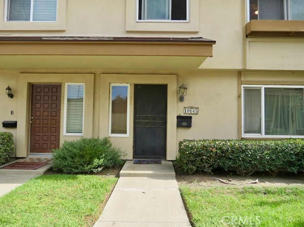 10045 Karmont, South Gate, CA 90280 — photo 2