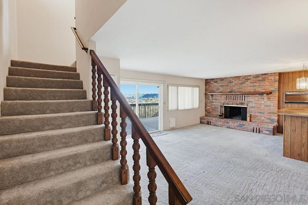 Image 12 of property listing at 2225 Cardinal Drive, San Diego, CA 92123