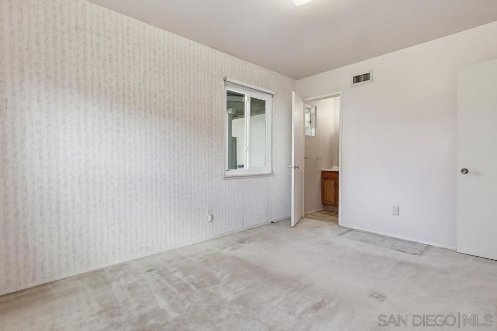 Image 15 of property listing at 2225 Cardinal Drive, San Diego, CA 92123