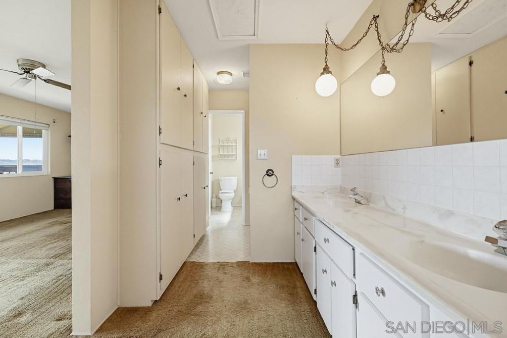 Image 24 of property listing at 2225 Cardinal Drive, San Diego, CA 92123