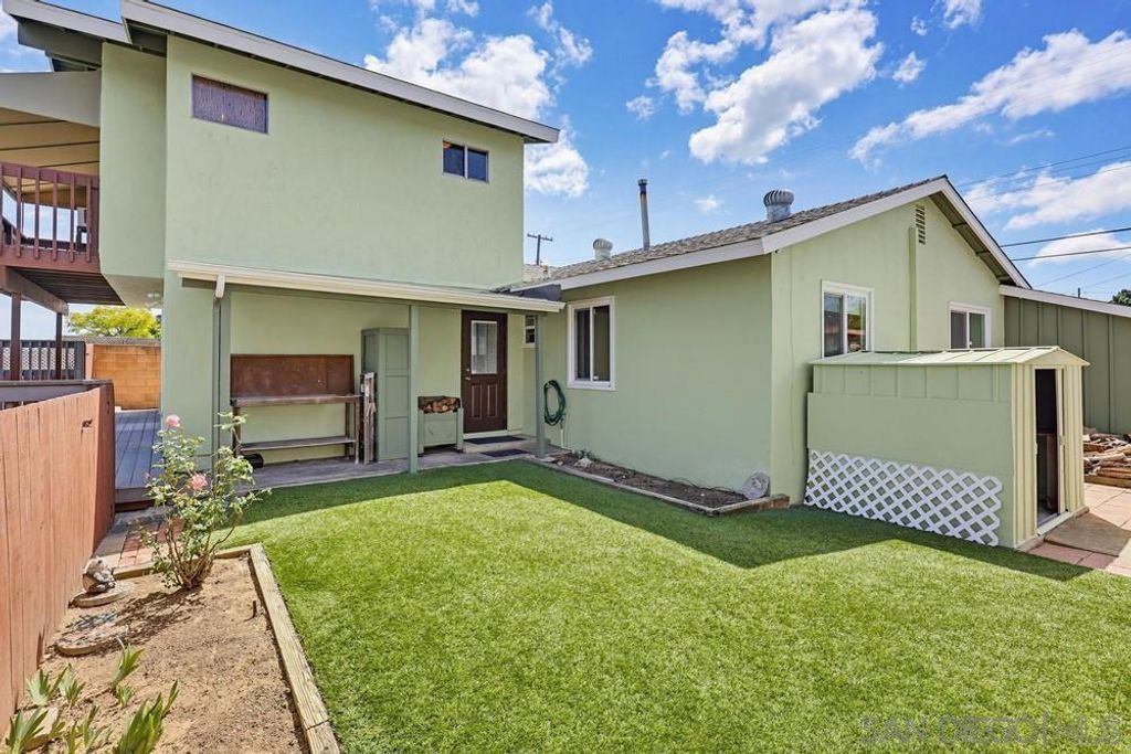 Image 33 of property listing at 2225 Cardinal Drive, San Diego, CA 92123