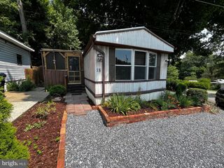 14328 BUCHANAN TRAIL E #18, Waynesboro, PA 17268
