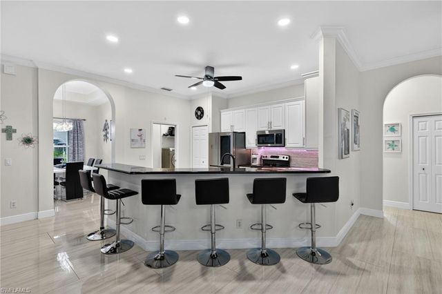 133 29th TER, Cape Coral, FL 33904