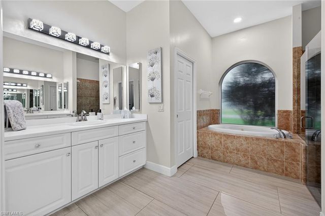 133 29th TER, Cape Coral, FL 33904