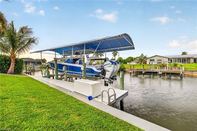 133 29th TER, Cape Coral, FL 33904