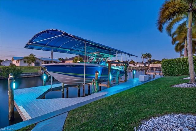 133 29th TER, Cape Coral, FL 33904