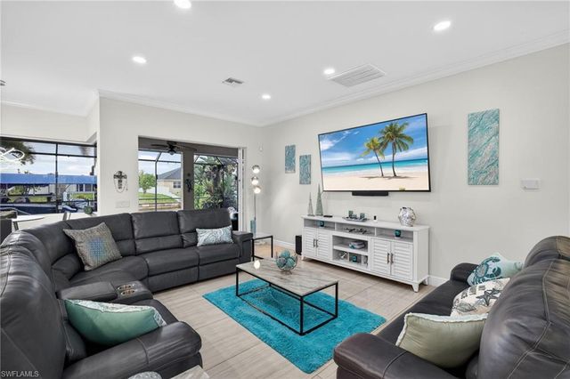 133 29th TER, Cape Coral, FL 33904