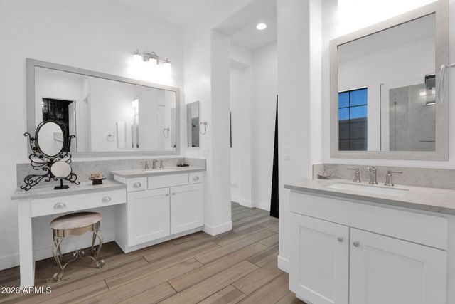 16514 S 7TH Place, Phoenix, AZ 85048