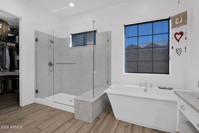 16514 S 7TH Place, Phoenix, AZ 85048