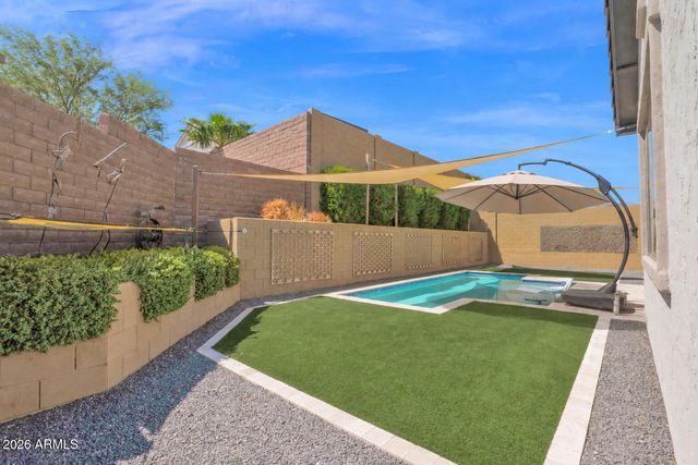 16514 S 7TH Place, Phoenix, AZ 85048