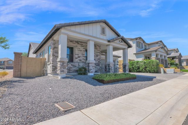 16514 S 7TH Place, Phoenix, AZ 85048