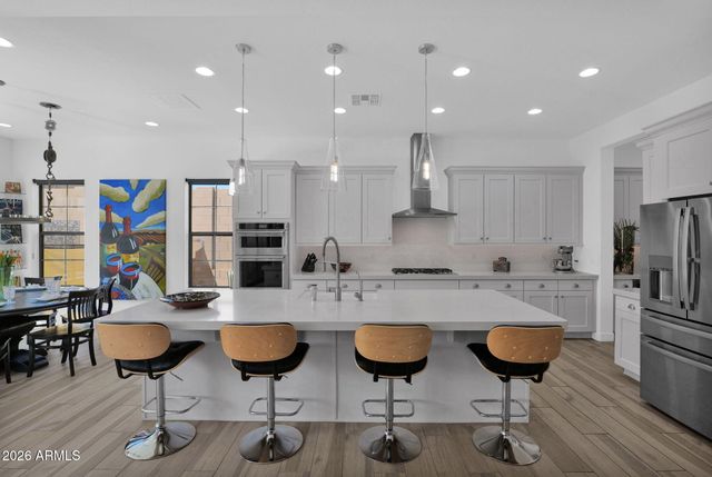 16514 S 7TH Place, Phoenix, AZ 85048