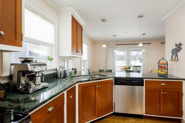 49 Chosen Vale Lane, Enfield, NH 03748