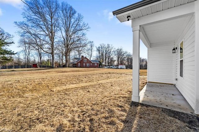 2634 Bethabara Road, Winston-salem, NC 27106