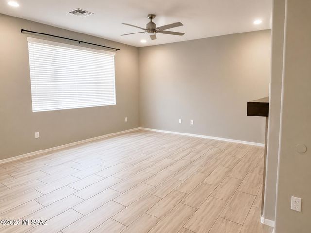 12195 N Caravelle Place, Marana, AZ 85653
