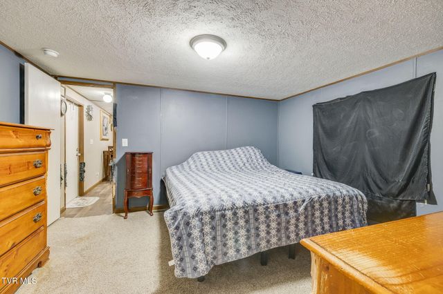 140 Country Lane, Surgoinsville, TN 37873