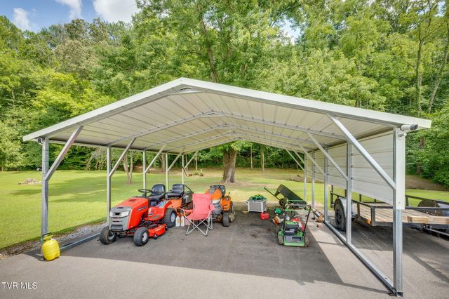 140 Country Lane, Surgoinsville, TN 37873