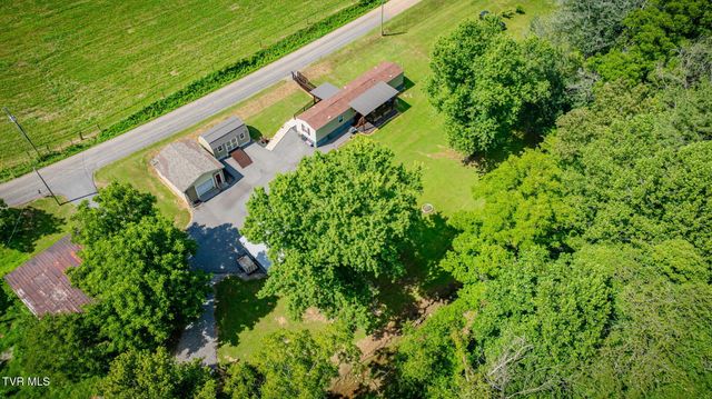 140 Country Lane, Surgoinsville, TN 37873