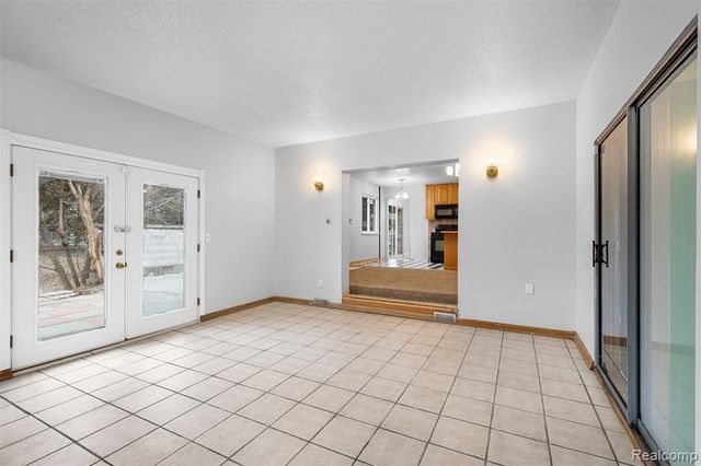 15680 Gulley Street, Taylor, MI 48180