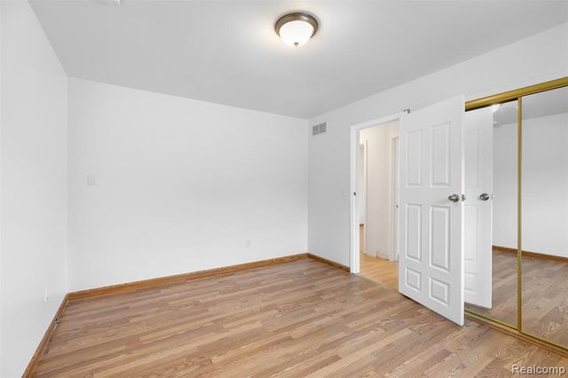 15680 Gulley Street, Taylor, MI 48180