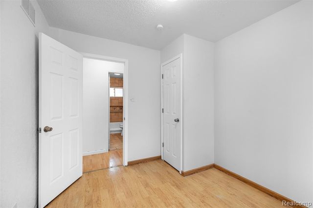 15680 Gulley Street, Taylor, MI 48180