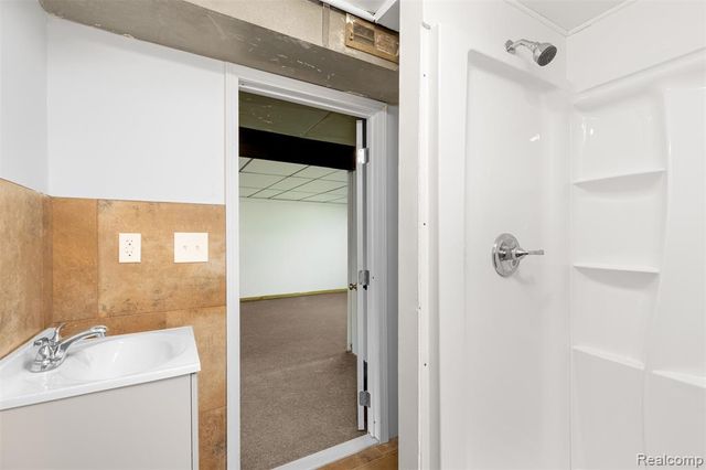 15680 Gulley Street, Taylor, MI 48180